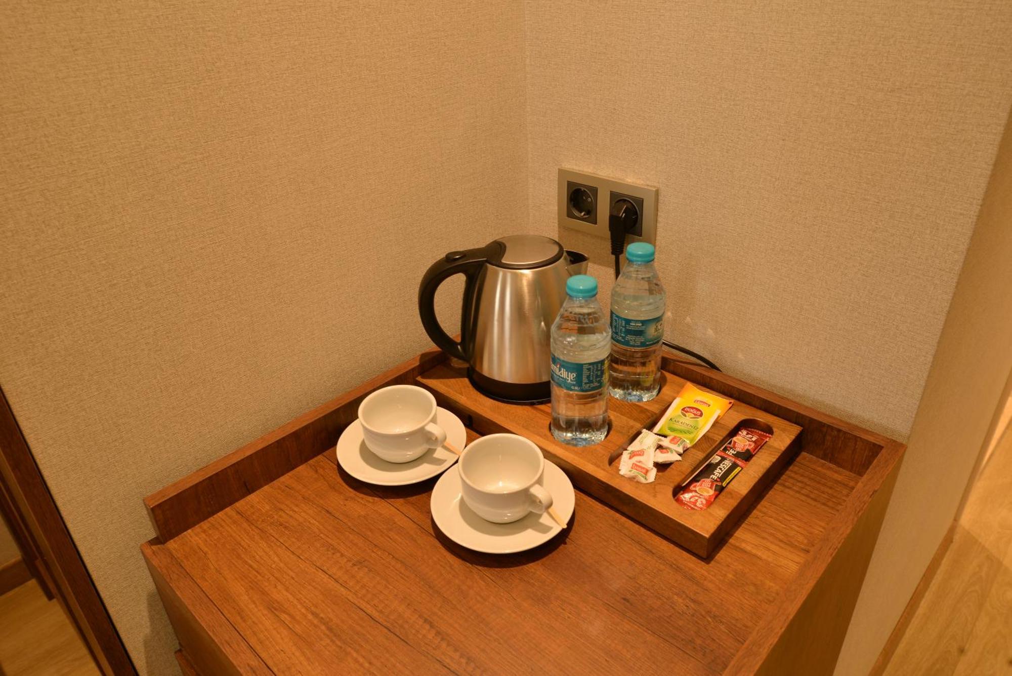 Celine Hotel Taxim อิสตันบูล ภายนอก รูปภาพ
